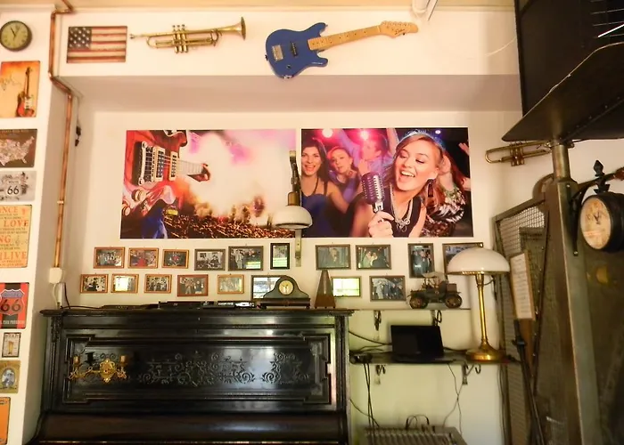 Motel Prohibicja Peter'S Pub